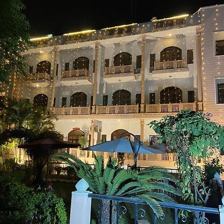 Hotel Fort View Tikamgarh מראה חיצוני תמונה