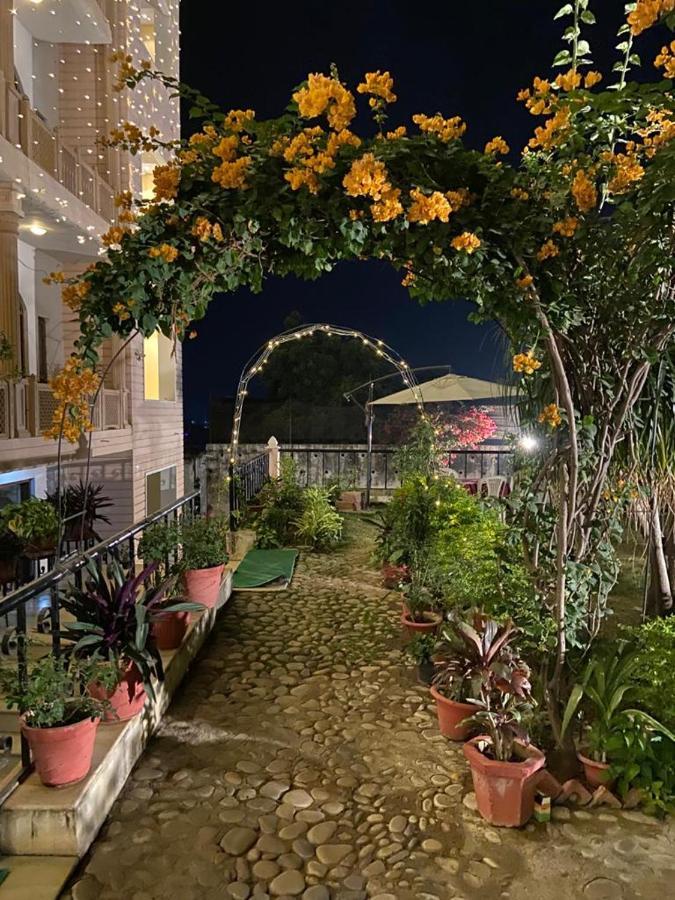 Hotel Fort View Tikamgarh מראה חיצוני תמונה